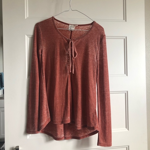 Rust colored lace up long sleeve - Picture 1 of 4